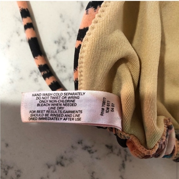 Victoria’s Secret swimsuit top strap tie multi color boho size:S - Picture 8 of 12